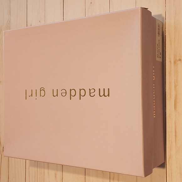 Snakeskin Ankle Boot - Picture 7 of 8